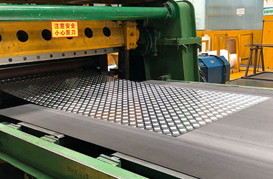 5052-aluminum-checker-plate-1
